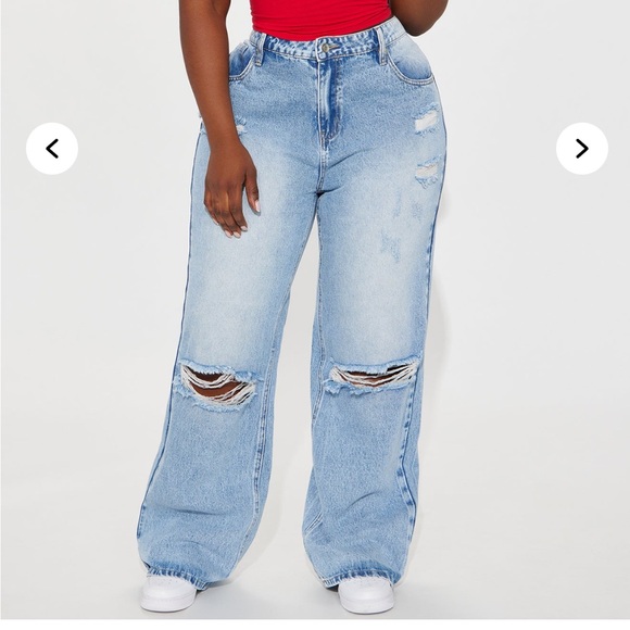 Women's Light Blue Straight Leg Distressed Jeans - Picture 1 of 1